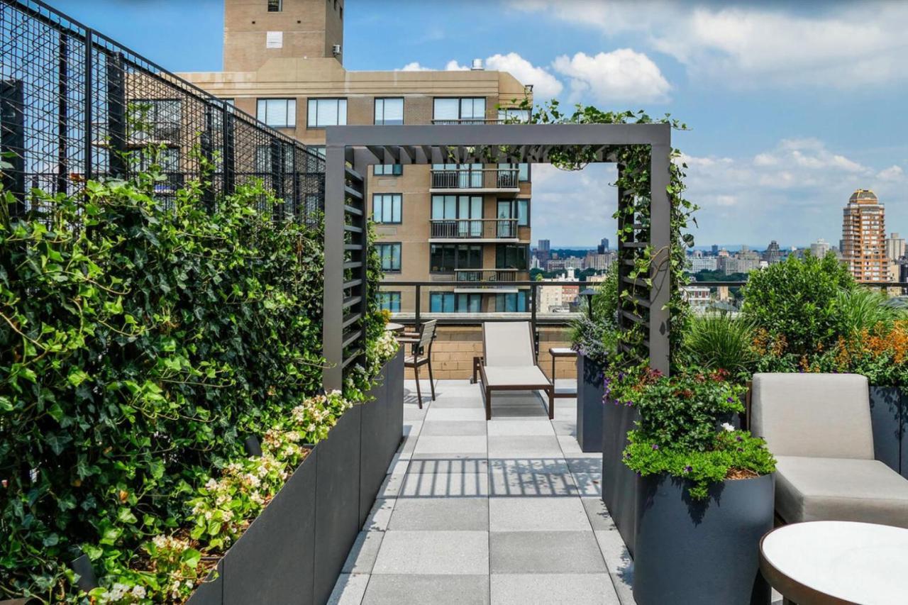 Ues W Gym Doorman Balcony Stunning Roof Nyc-504 Apartment New York