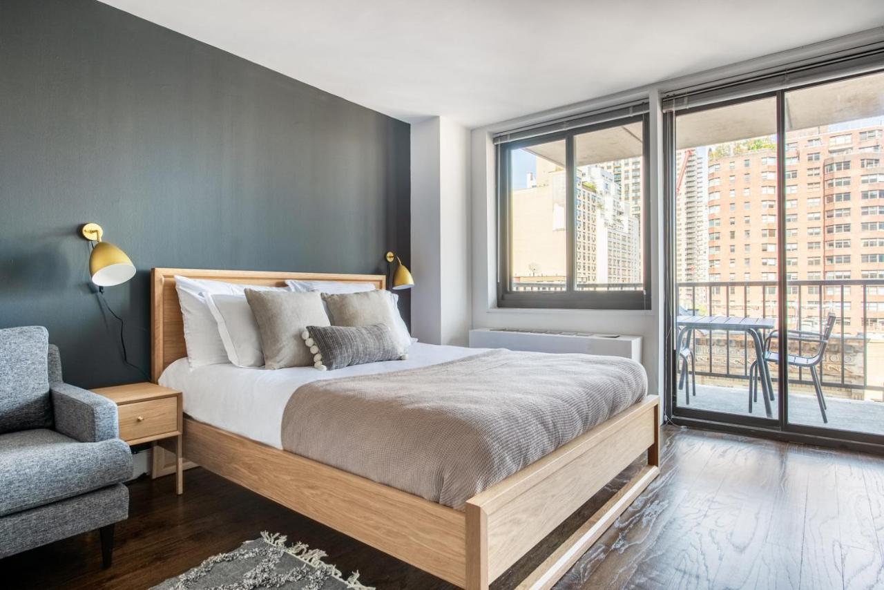 Ues W Gym Doorman Balcony Stunning Roof Nyc-504 Apartment New York