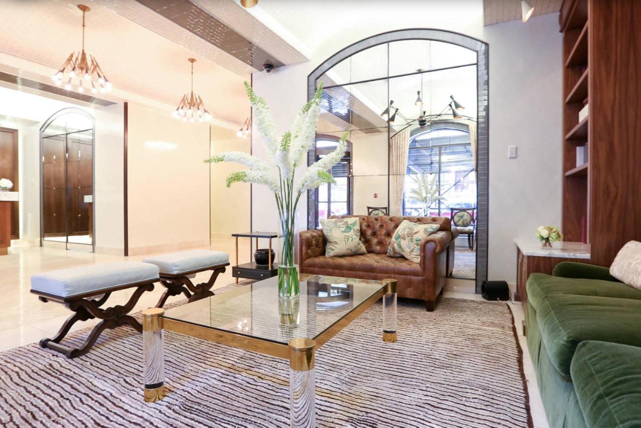 Ues W Gym Doorman Balcony Stunning Roof Nyc-504 Apartment New York